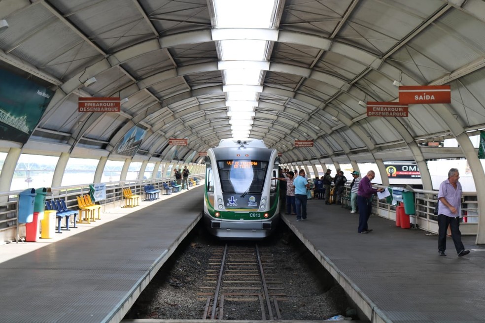 Veículo Leve sobre Trilhos (VLT), em Teresina